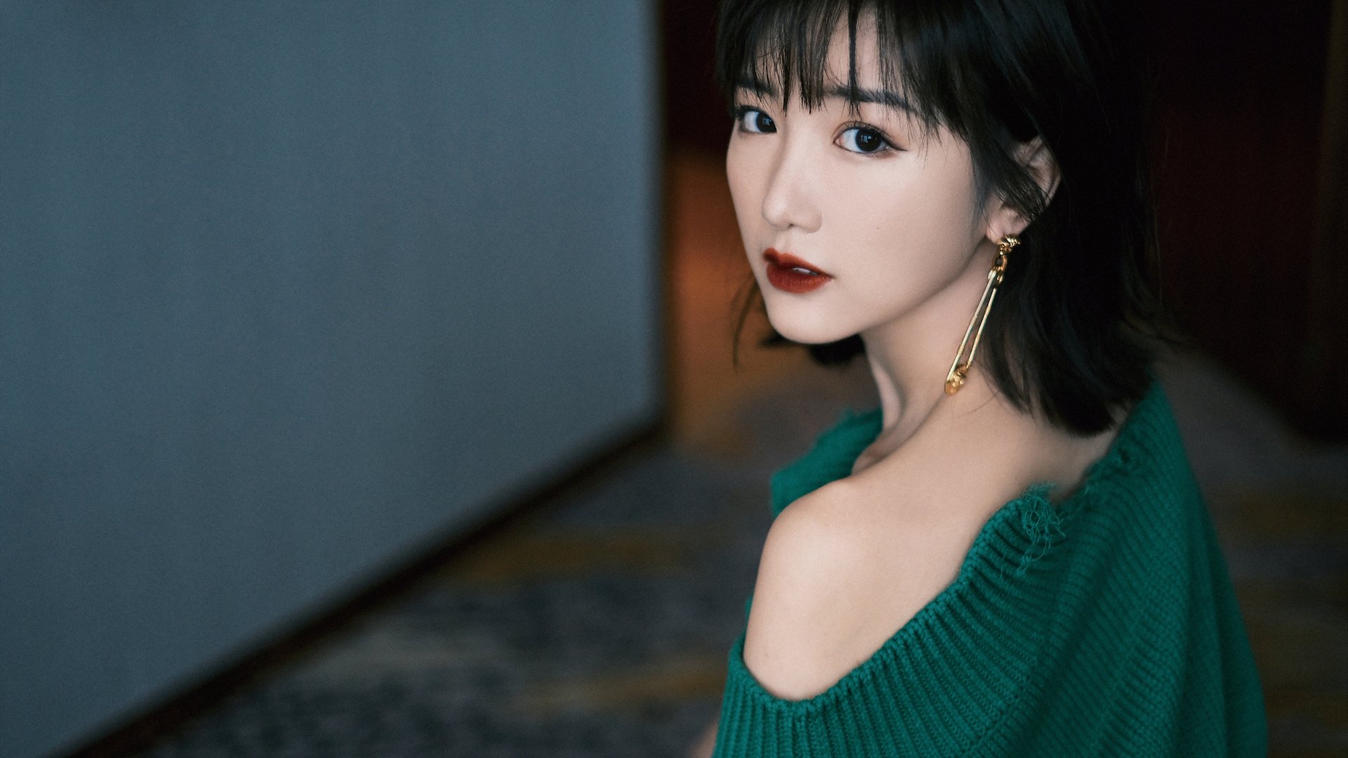 职业联赛裁判权威性建设滞后,五大联赛裁判薪资