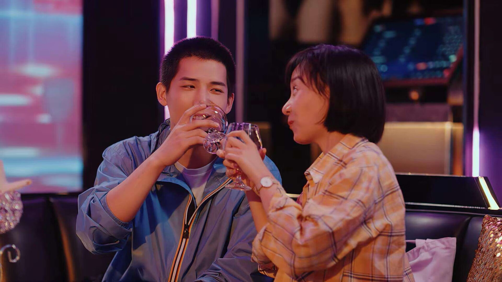 九游网页版官网入口-西甲高光时刻：明星秀场精彩不断！，西甲巨星