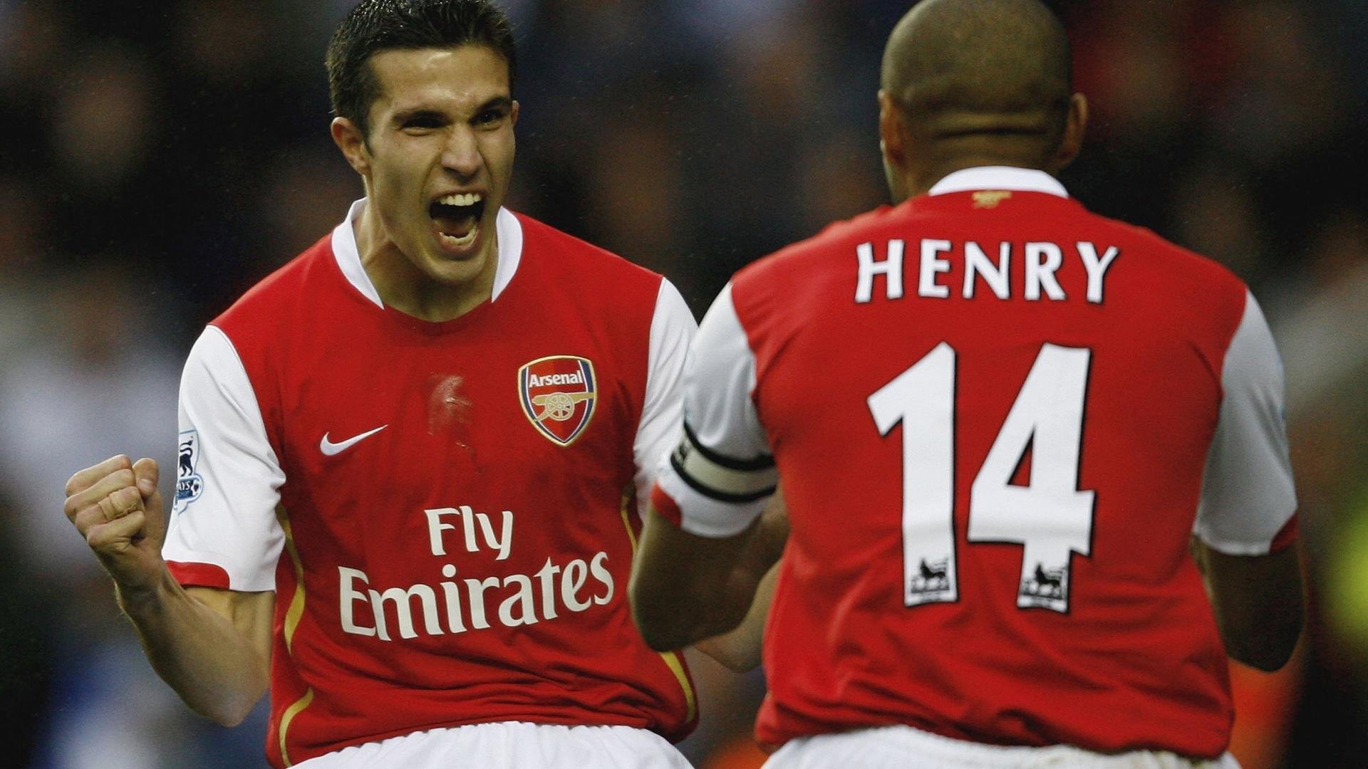 皇马利用速度差打出致命反击，皇马打的是什么阵型